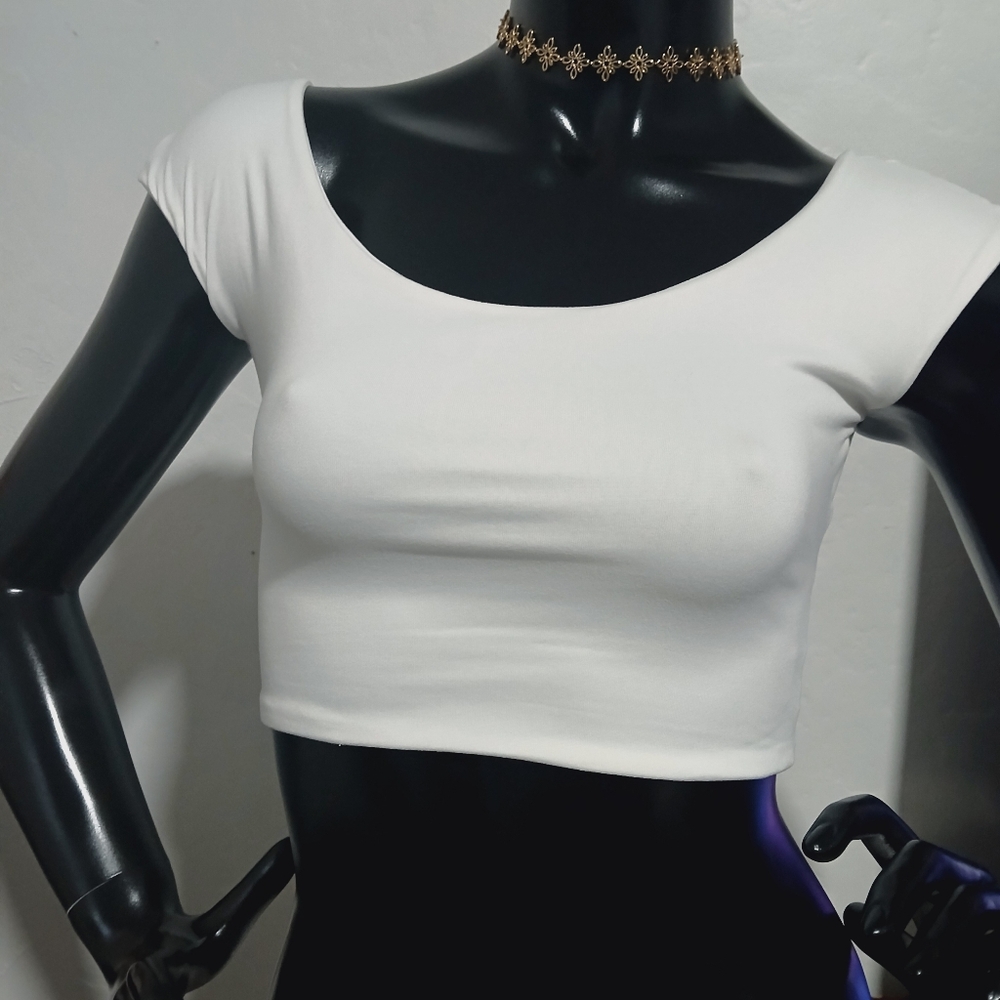 Crop Top - Picture 2 of 2